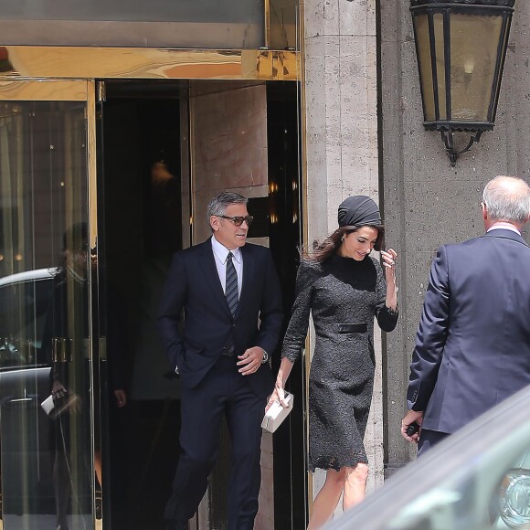 George Clooney et sa femme Amal Alamuddin à la sortie de leur hôtel à Rome,le 29 mai 2016