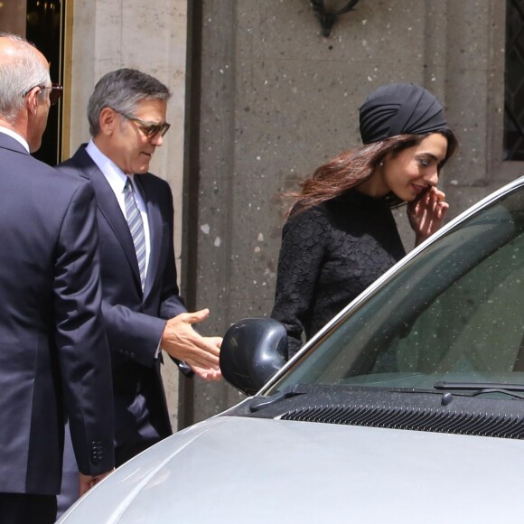 George Clooney et sa femme Amal Alamuddin à la sortie de leur hôtel à Rome,le 29 mai 2016