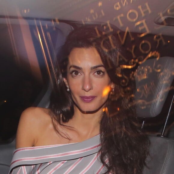 George Clooney et sa femme Amal Alamuddin sont allés diner dans un restaurant à Rome, le 29 mai 2016