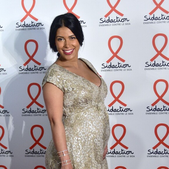 Ayem Nour enceinte - Soirée de lancement du Sidaction 2016 au Musée du Quai Branly à Paris le 7 mars 2016. © Giancarlo Gorassini/Bestimage