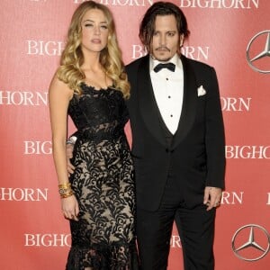 Johnny Depp et sa femme Amber Heard - People à la 27e soirée annuelle du Festival du film de Palm Springs au Convention Center le 2 janvier 2016.