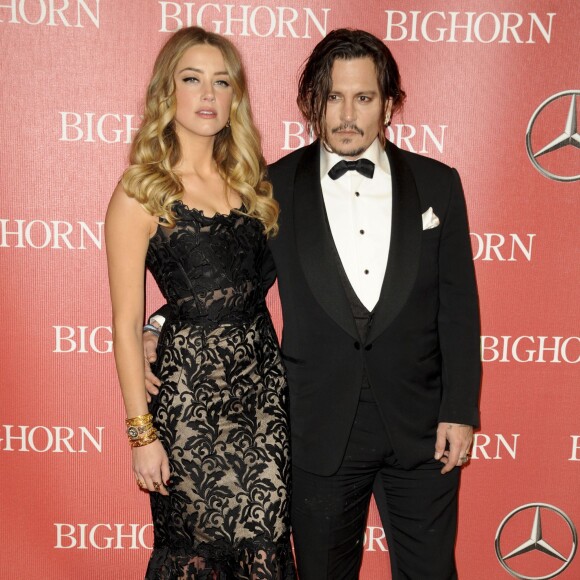 Johnny Depp et sa femme Amber Heard - People à la 27e soirée annuelle du Festival du film de Palm Springs au Convention Center le 2 janvier 2016.