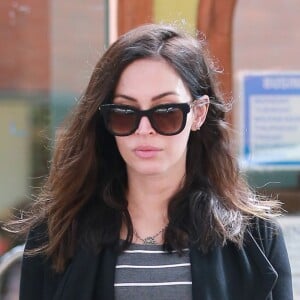 Exclusif - Megan Fox enceinte à la sortie de Coral Tree Cafe à Brentwood, le 4 mai 2016