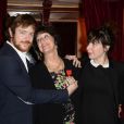  Anny Duperey, son fils Gaël Giraudeau et sa compagne Anne Auffret - Elle a reçu la médaille d'Officier de la Légion d'Honneur au théâtre du Palais Royal à Paris le 6 octobre 2014 