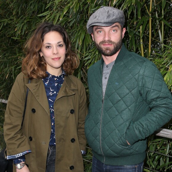 Alysson Paradis et son compagnon Guillaume Gouix au village de Roland Garros pendant les internationaux de France de Tennis le 2 juin 2016. © Dominique Jacovides / Bestimage