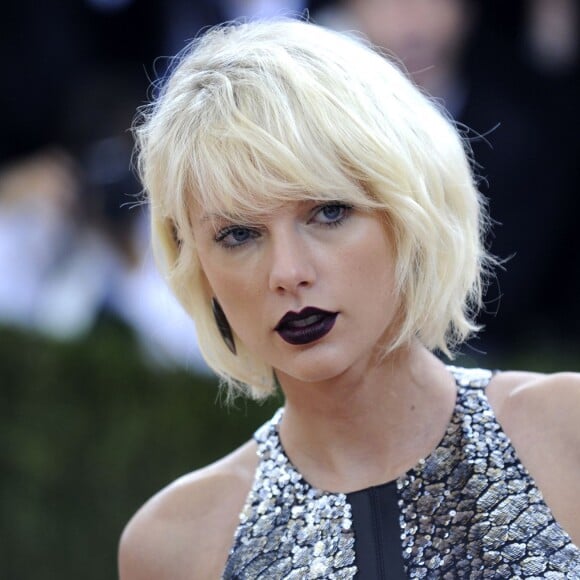 Taylor Swift à la Soirée Costume Institute Benefit Gala 2016 (Met Ball) sur le thème de "Manus x Machina" au Metropolitan Museum of Art à New York, le 2 mai 2016. © Future-Image via ZUMA Wire/Bestimage