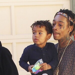 Amber Rose et son mari Wiz Khalifa emmènent leur fils Sebastian jouer au parc à Los Angeles, le 16 décembre 2015