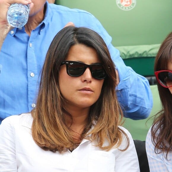 Karine Ferri et Nolwenn Leroy dans les tribunes lors du Tournoi de Roland-Garros à Paris, le 27 mai 2016. © Cyril Moreau/Bestimage