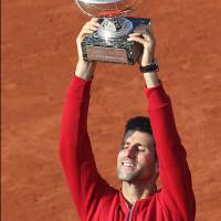 Roland-Garros : Djokovic devient le maître de la terre battue...