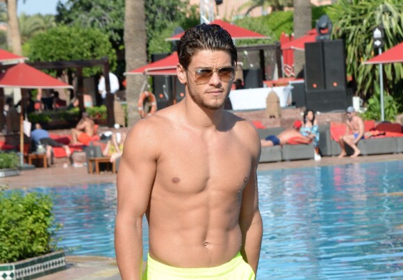 Exclusif - Rayane Bensetti se relaxe dans une piscine dans le cadre du Marrakech du rire à Marrakech le 4 juin 2016. © Rachid Bellak/Bestimage