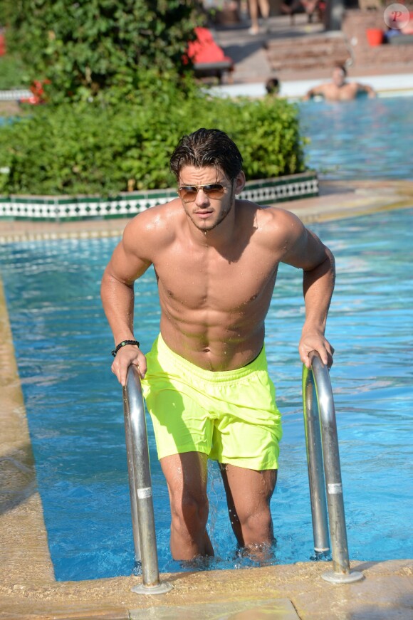Exclusif - Rayane Bensetti se relaxe dans une piscine dans le cadre du Marrakech du rire à Marrakech le 4 juin 2016. © Rachid Bellak/Bestimage (no web - No Blog pour suisse et Belgique)04/06/2016 - Marrakech