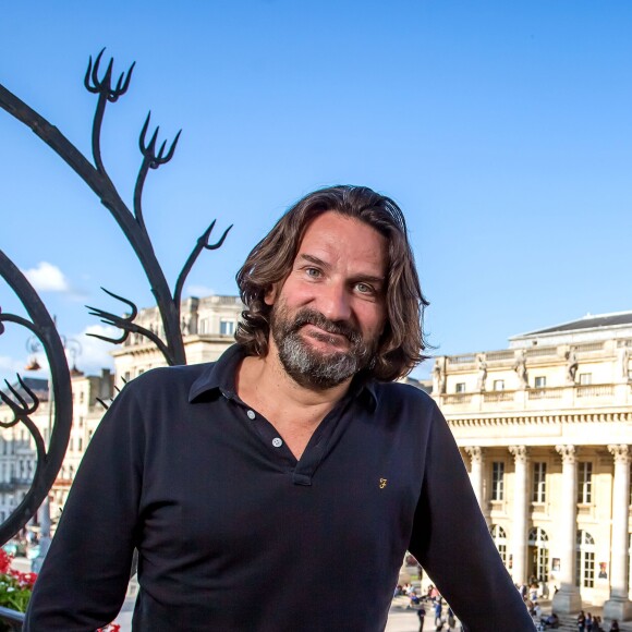 Exclusif - Frédéric Beigbeder présente son nouveau film "L'idéal" lors d'une conférence de presse à Bordeaux. Le 23 Mai 2016. © Patrick Bernard-Quentin Salinier/ Bestimage