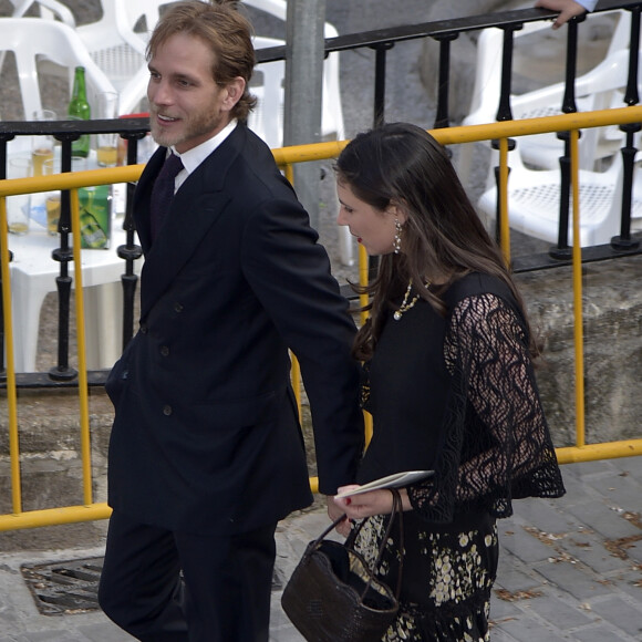 Andrea Casiraghi et sa femme Tatiana Santo Domingo, nièce du marié, au mariage de Lady Charlotte Wellesley et Alejandro Santo Domingo le 28 mai 2016 en l'église Notre-Dame de l'Incarnation à Illora, près de Grenade en Espagne.