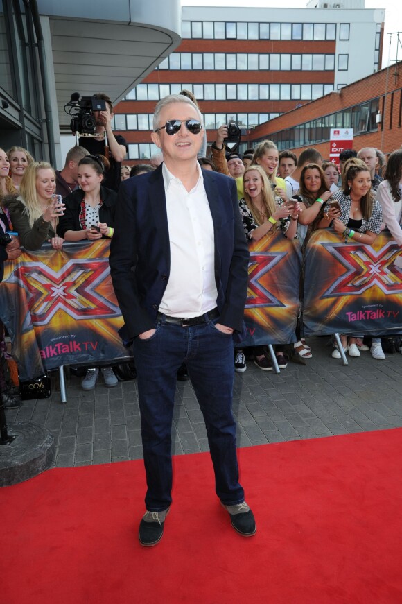Louis Walsh arrivant pour les auditions de The X Factor au Lancashire County Cricket Club à Manchester, le 16 juin 2014.