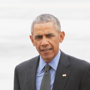 Le président Barack Obama arrive à l'aéroport JFK à New York. Le président des Etats-Unis est l'invité de l'émission "Tonight Show with Jimmy Fallon". Le 8 juin 2016 © Bruce Cotler / Zuma Press / Bestimage