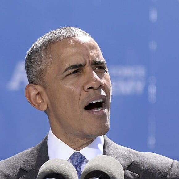 Barack Obama assiste à une remise de diplômes à l'US Air Force le 2 juin 2016 à Colorado Springs.