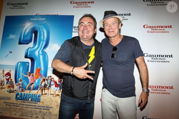 Exclusif - Fabien Onteniente et Franck Dubosc lors de la présentation du film "Camping 3" au cinéma Gaumont-Talence à Talence, le 8 juin 2016. © Jean-Marc Lhomer/Bestimage
