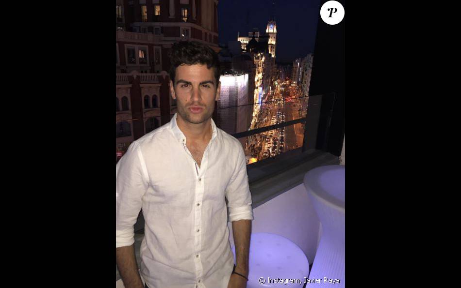 Javier Raya prend la pose sur Instagram. Mai 2016