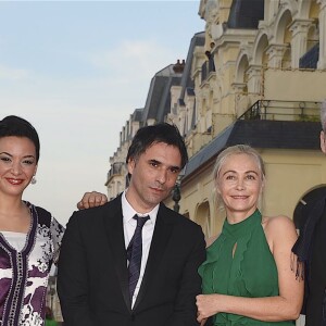 JoeyStarr, Julia Roy, Loubna Abidar, Samuel Benchetrit, Emmanuelle Béart, Eric Reinhardt, Celine Sciamma et Pierre Rochefort - Redcarpet de la cérémonie de clôture du 30ème Festival du Film de Cabourg. Le 11 juin 2016 © Coadic Guirec / Bestimage
