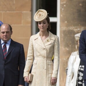 Kate Middleton et le prince William ont assisté à la garden party annuelle du secrétaire d'Etat pour l'Irlande du Nord au château de Hillsborough à Belfast le 14 juin 2016