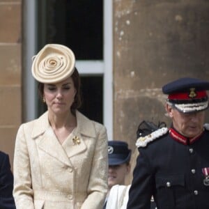 Kate Middleton et le prince William ont assisté à la garden party annuelle du secrétaire d'Etat pour l'Irlande du Nord au château de Hillsborough à Belfast le 14 juin 2016