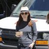 Julianne Moore se promenant avec sa fille Liv Freundlich à New York le 15 juin 2016.