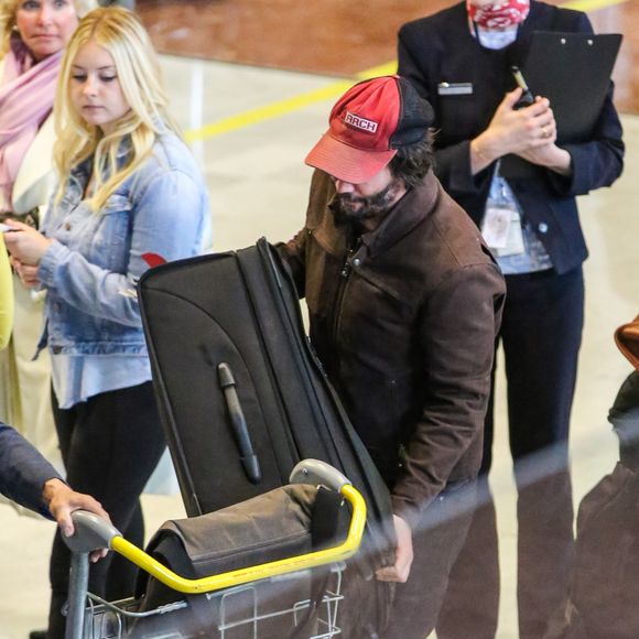 Keanu Reeves à l'aéroport Roissy Charles-de-Gaulle. Roissy, le 16 juin 2016.