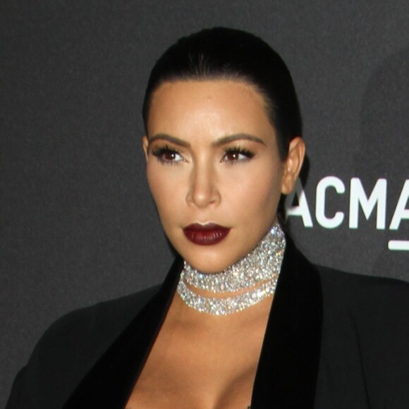 Kim Kardashian enceinte au Gala "The LACMA 2015 Art+Film" en l'honneur de James Turrell et Alejandro Inarritu à Los Angeles, le 7 novembre 2015.