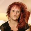 L'animatrice Cristina Cordula face à Annick et ses problèmes de maquillage dans "Nouveau look pour une nouvelle vie", le 16 juin 2016.