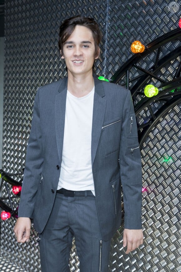 Alain-Fabien Delon au défilé Dior Homme prêt-à-porter masculin printemps-été 2017 au Tennis Club de Paris, le 25 juin 2016. © Olivier Borde/Bestimage