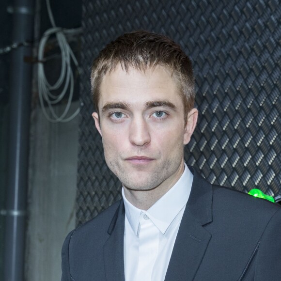 Robert Pattinson au défilé Dior Homme prêt-à-porter masculin printemps-été 2017 au Tennis Club de Paris, le 25 juin 2016. © Olivier Borde/Bestimage