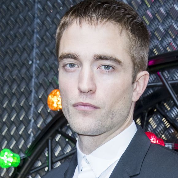 Robert Pattinson au défilé Dior Homme prêt-à-porter masculin printemps-été 2017 au Tennis Club de Paris, le 25 juin 2016. © Olivier Borde/Bestimage