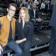 Pierre Niney et sa compagne Natasha Andrews au défilé Dior Homme prêt-à-porter masculin printemps-été 2017 au Tennis Club de Paris, le 25 juin 2016. © Olivier Borde/Bestimage