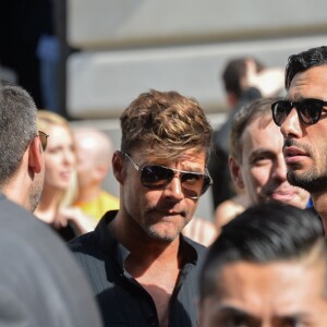 Ricky Martin et son compagnon Jwan Yosef au défilé de mode Balmain Hommes printemps-été 2017 à l'hôtel Potoki à Paris, le 25 juin 2016.