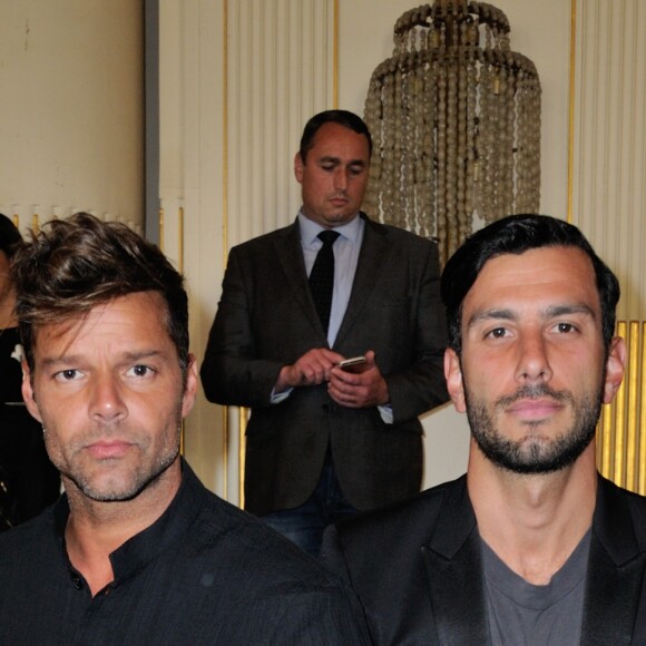 Jwan Yosef et Ricky Martin au défilé Balmain le 25 juin à Paris