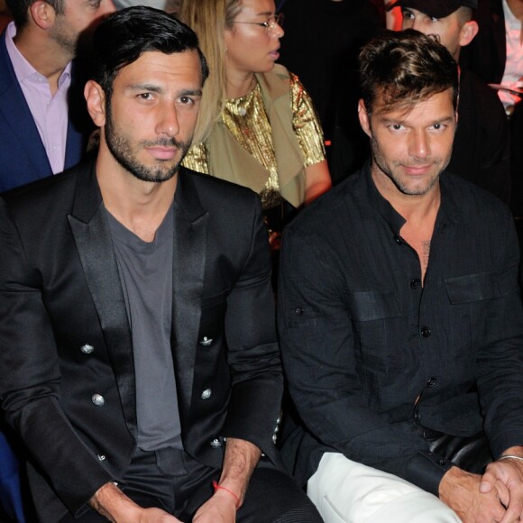 Jwan Yosef, Ricky Martin et Victor Cruz au défilé Balmain le 25 juin à Paris