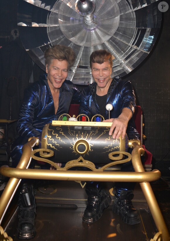 Igor et Grichka Bogdanoff (Bogdanov) - Générale de la pièce "Big Bang" de Igor et Grichka Bogdanoff (Bogdanov) au théâtre du Gymnase à Paris le 8 février 2016. © Veeren/Bestimage