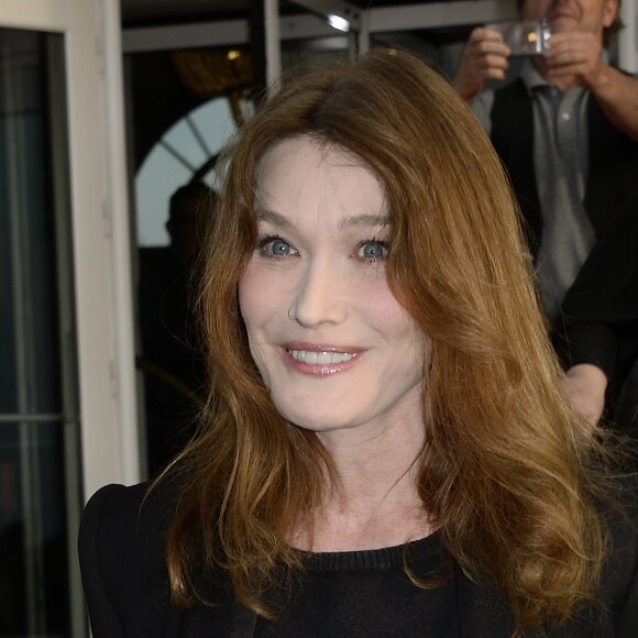 Carla Bruni-Sarkozy - Dîner d'ouverture au profit de l'association "Enfants du soleil" pendant le 30ème Festival du film de Cobourg en France le 9 juin 2016. © Coadic Guirec/Bestimage