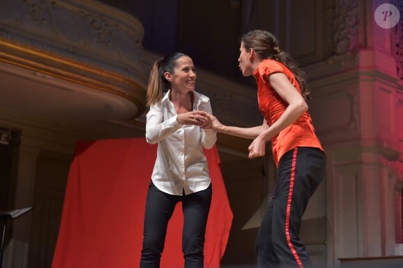 Exclusif - Fabienne Carat et Flavie Le Boucher (Rubie) interprètent un spectacle d'improvisations "Colors" - Election de Miss Ile-de-France 2016 dans la salle Gaveau à Paris, France, le 29 juin 2016. © Giancarlo Gorassini/Besimage