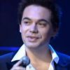 Nik Carlson sur un plateau de télévision en Nouvelle Zélande.