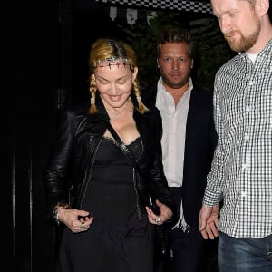 Madonna et son fils Rocco sont allés dîner au restaurant Chiltern Firehouse à Londres. Le 30 juin 2016