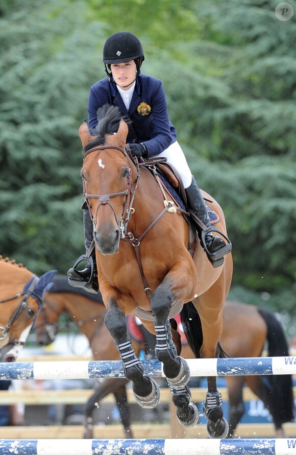 Jessica Springsteen sur Davendy S 55 - Détente - Longines Paris Eiffel Jumping au Bois de Boulogne à la plaine de Jeux de Bagatelle à Paris, le 2 juillet 2016. © Pierre Perusseau/Bestimage