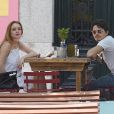 Lindsay Lohan et son compagnon Egor Tarabasov se promènent dans les rues de Madrid. Le 10 juin 2016