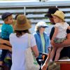 Emily Blunt enceinte passe la journée avec son mari John Krasinski et sa fille Hazel Krasinski au weekly farmers market à Studio City, le 22 mai 2016