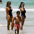 Kourtney Kardashian passe une belle journée ensoleillée avec son fils Mason et son amie Larsa Pippen sur une plage à Miami. Le 4 juillet 2016