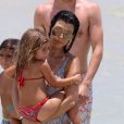Kourtney Kardashian passe une journée à la plage avec ses enfants Mason, Penelope et Reign à Miami, le 3 juillet 2016