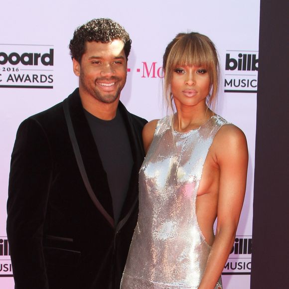 Russell Wilson et sa fiancée Ciara à la soirée Billboard Music Awards à T-Mobile Arena à Las Vegas, le 22 mai 2016
