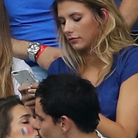 Miss France 2015 Camille Cerf, Laury Thilleman et son compagnon Juan Arbelaez au match d'ouverture de l'Euro 2016, France-Roumanie au Stade de France, le 10 juin 2016. © Cyril Moreau/Bestimage