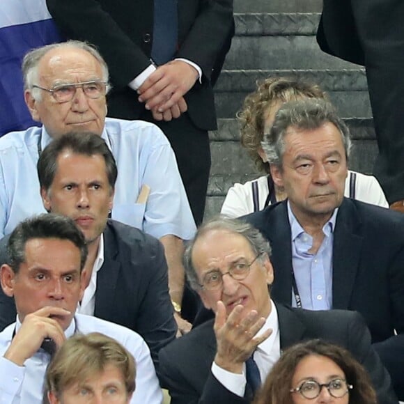 Michel Denisot - People au match de la finale de l'Euro 2016 Portugal-France au Stade de France à Saint-Denis le 10 juillet 2016. © Cyril Moreau / Bestimage