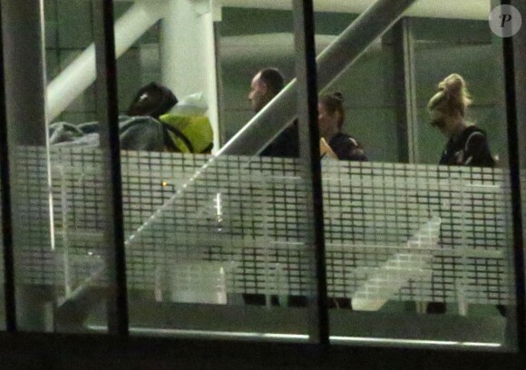 Exclusif - Lamar Odom et son ex-femme Khloe Kardashian arrivent à l'hôpital Cedars-Sinai à Los Angeles après avoir été transportés en hélicoptère en provenance de l'hôpital Sunrise à Las Vegas, le 19 octobre 2015.